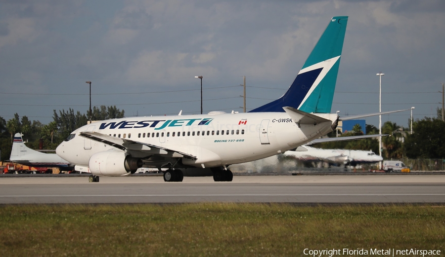 WestJet Boeing 737-6CT (C-GWSK) | Photo 542797