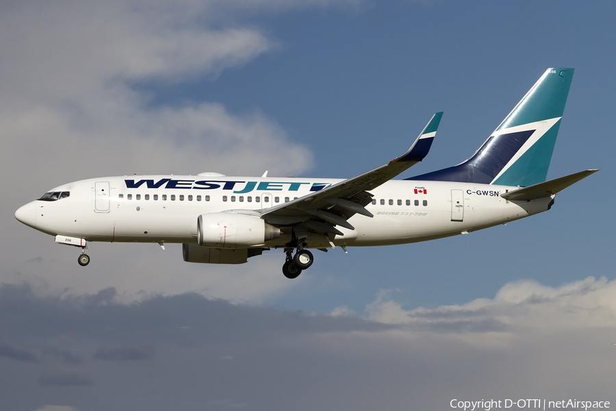 WestJet Boeing 737-7CT (C-GWSN) | Photo 445059