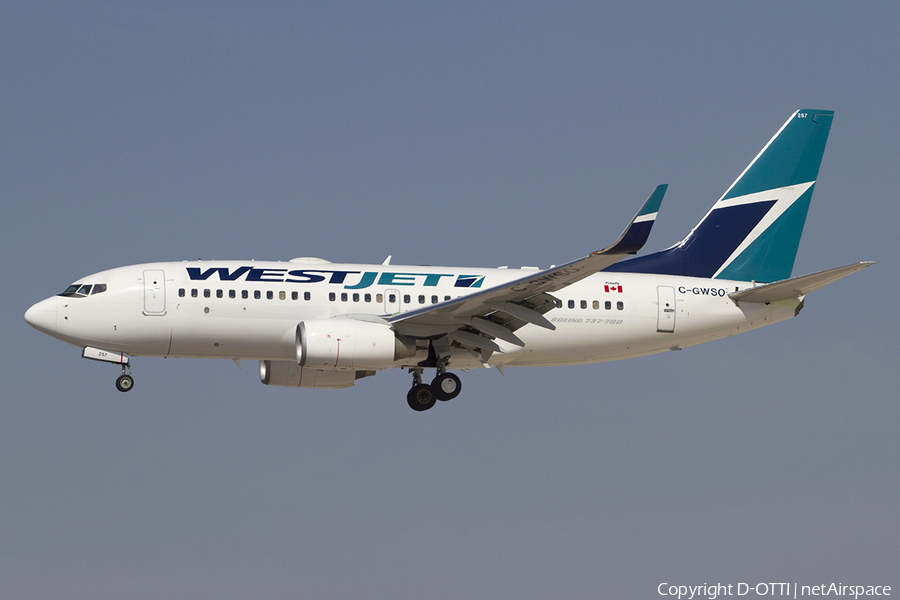 WestJet Boeing 737-7CT (C-GWSO) | Photo 341080