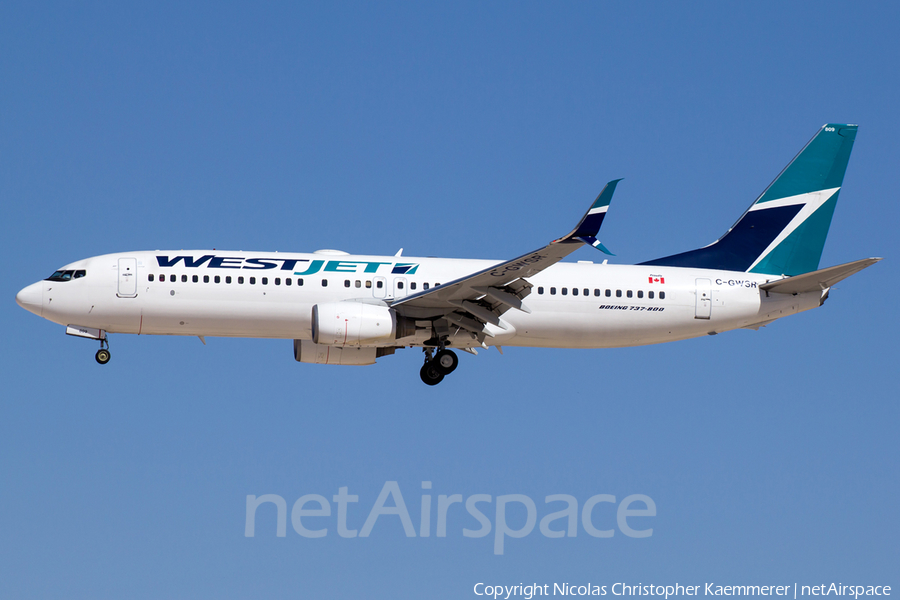 WestJet Boeing 737-8Q8 (C-GWSR) | Photo 127171