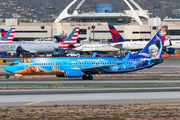 WestJet Boeing 737-8CT (C-GWSV) at  Los Angeles - International, United States