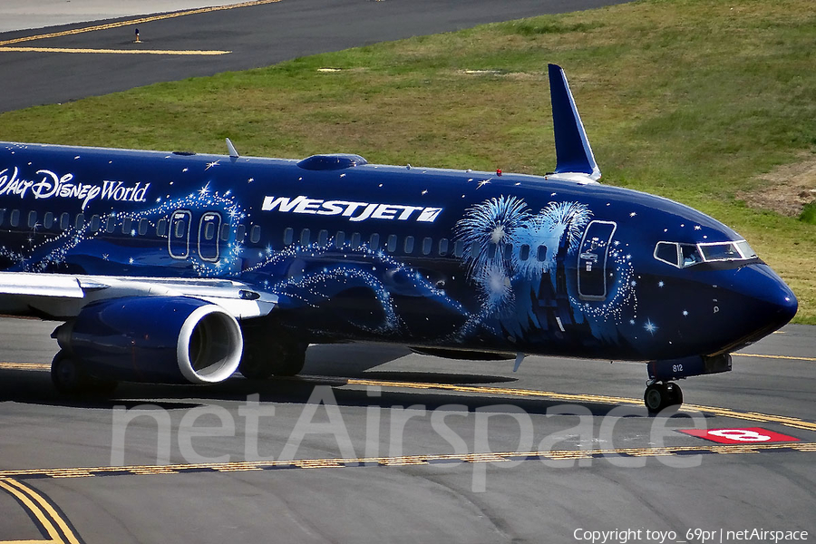 WestJet Boeing 737-8CT (C-GWSZ) | Photo 74695