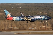 WestJet Boeing 737-8CT (C-GWSZ) at  Kelowna - International, Canada