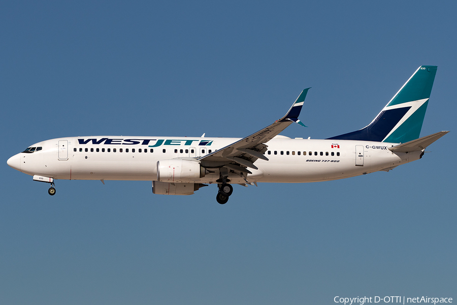 WestJet Boeing 737-8CT (C-GWUX) | Photo 202816