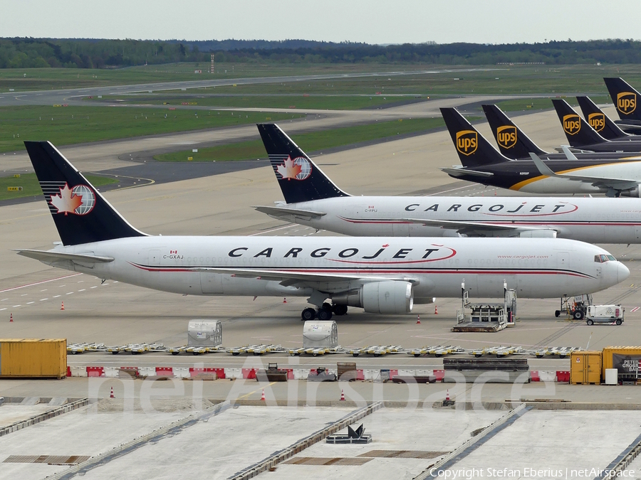 Cargojet Airways Boeing 767-323(ER)(BDSF) (C-GXAJ) | Photo 618575