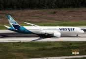 WestJet Boeing 787-9 Dreamliner (C-GYRS) at  Cancun - International, Mexico