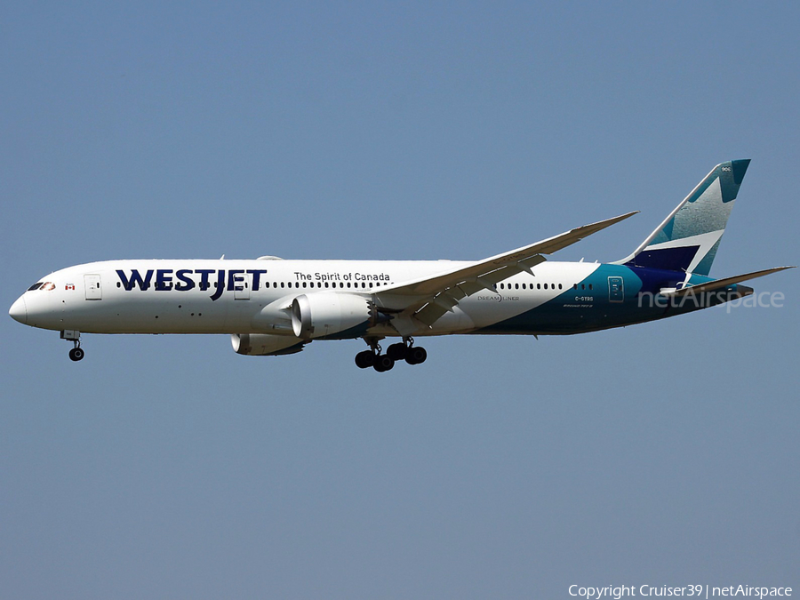 WestJet Boeing 787-9 Dreamliner (C-GYRS) | Photo 537339
