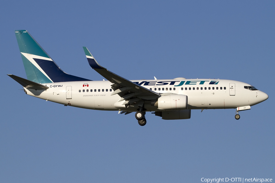 WestJet Boeing 737-7CT (C-GYWJ) | Photo 445650
