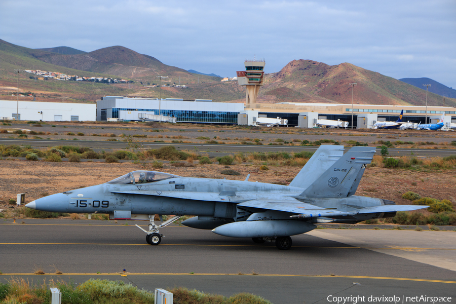Spanish Air Force (Ejército del Aire) McDonnell Douglas EF-18A Hornet (C.15-22) | Photo 365438