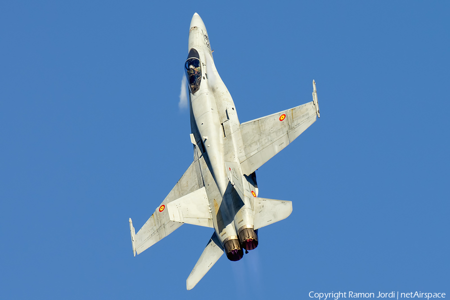 Spanish Air Force (Ejército del Aire) McDonnell Douglas EF-18M Hornet (C.15-31) | Photo 267712