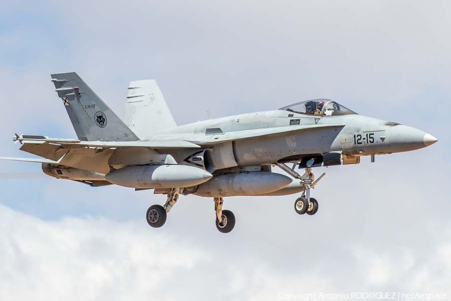 Spanish Air Force (Ejército del Aire) McDonnell Douglas EF-18M Hornet (C.15-57) | Photo 446724