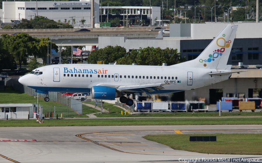 Bahamasair Boeing 737-505 (C6-BFC) | Photo 335937