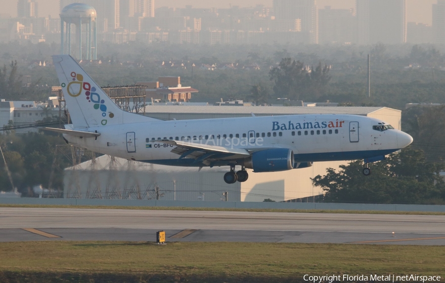 Bahamasair Boeing 737-505 (C6-BFC) | Photo 554907