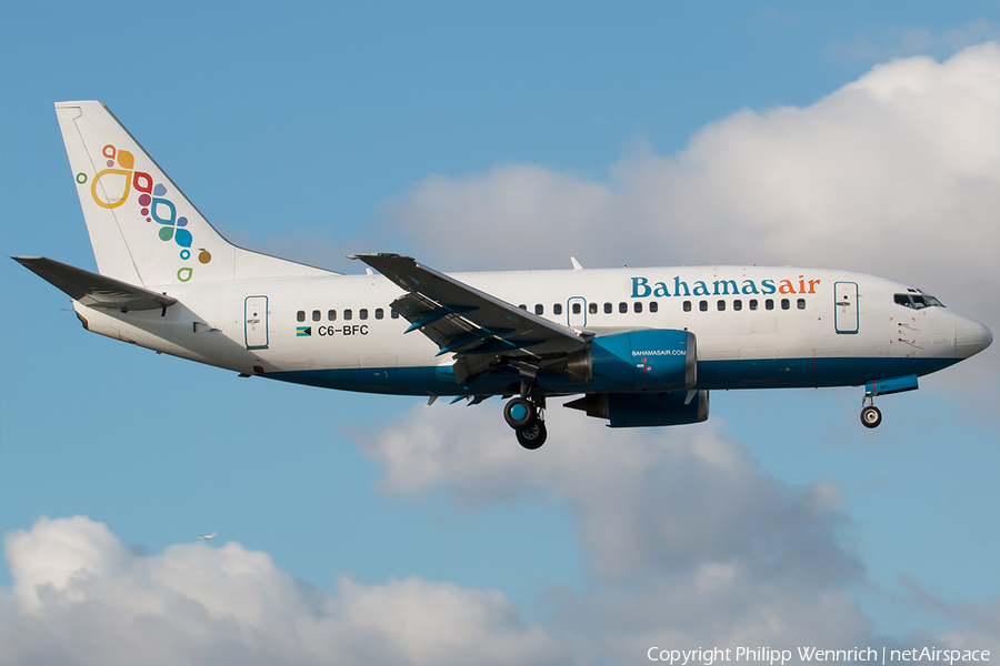 Bahamasair Boeing 737-505 (C6-BFC) | Photo 137742