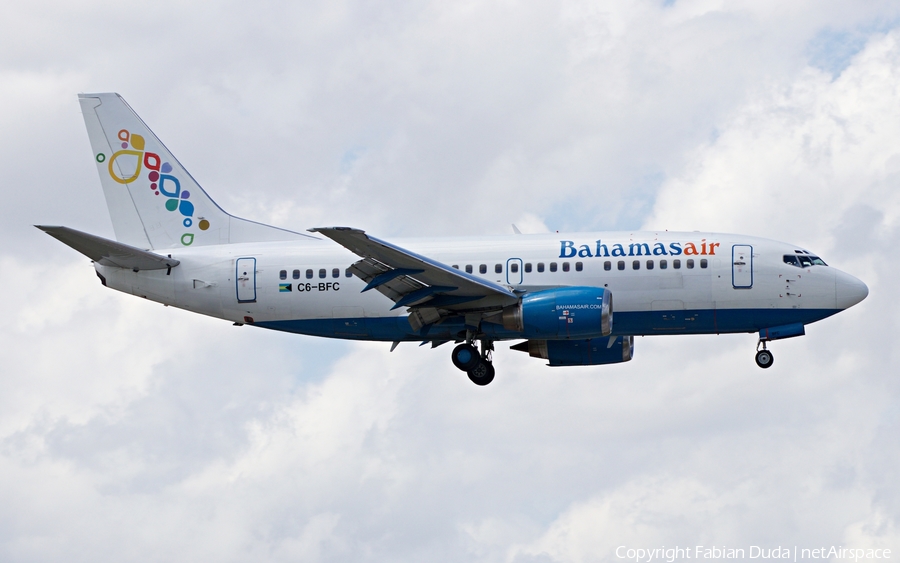 Bahamasair Boeing 737-505 (C6-BFC) | Photo 324214