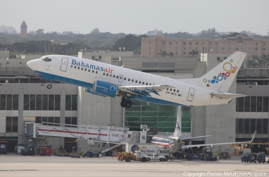 Bahamasair Boeing 737-505 (C6-BFC) | Photo 438632