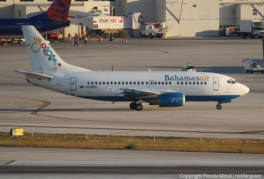 Bahamasair Boeing 737-5H6 (C6-BFD) | Photo 555163