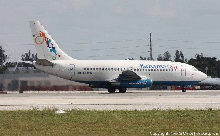 Bahamasair Boeing 737-2K5Adv (C6-BFW) | Photo 555314