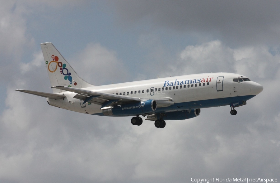 Bahamasair Boeing 737-2K5Adv (C6-BFW) | Photo 555315