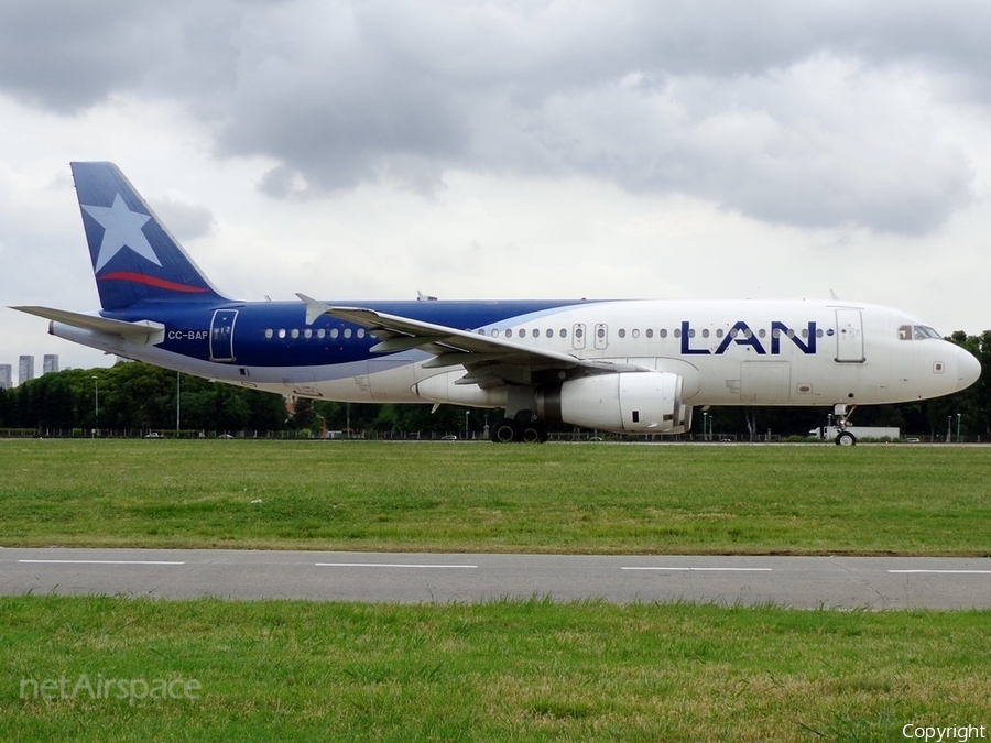 LAN Airlines Airbus A320-232 (CC-BAF) | Photo 46347