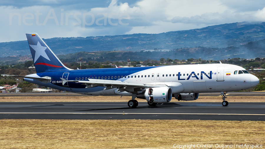 LATAM Airlines Chile Airbus A320-214 (CC-BAN) | Photo 148494
