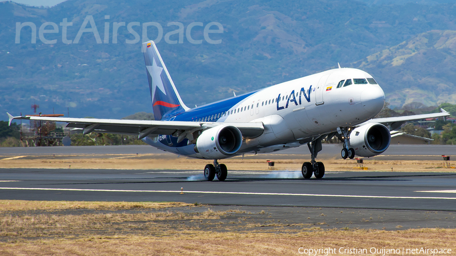 LATAM Airlines Chile Airbus A320-214 (CC-BAN) | Photo 148577