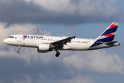 LATAM Airlines Chile Airbus A320-214 (CC-BAW) at  Miami - International, United States