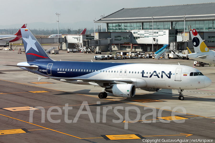 LATAM Airlines Colombia Airbus A320-214 (CC-BAX) | Photo 336002