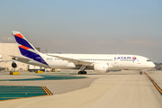 LAN Airlines Boeing 787-8 Dreamliner (CC-BBD) at  Los Angeles - International, United States