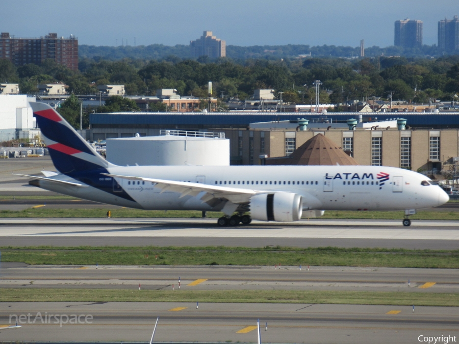 LATAM Airlines Chile Boeing 787-8 Dreamliner (CC-BBE) | Photo 527611