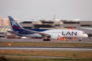 LAN Airlines Boeing 787-8 Dreamliner (CC-BBF) at  Los Angeles - International, United States