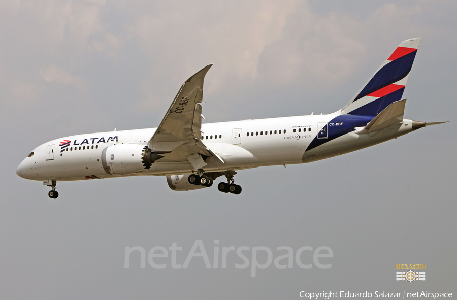 LAN Airlines Boeing 787-8 Dreamliner (CC-BBF) | Photo 489086