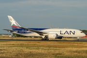 LAN Airlines Boeing 787-8 Dreamliner (CC-BBG) at  Frankfurt am Main, Germany