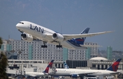LAN Airlines Boeing 787-8 Dreamliner (CC-BBG) at  Los Angeles - International, United States