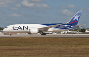 LAN Airlines Boeing 787-8 Dreamliner (CC-BBH) at  Miami - International, United States