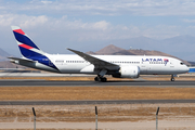 LATAM Airlines Chile Boeing 787-8 Dreamliner (CC-BBH) at  Santiago - Comodoro Arturo Merino Benitez International, Chile