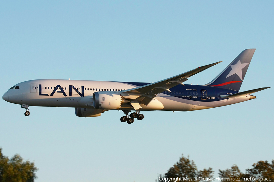 LAN Airlines Boeing 787-8 Dreamliner (CC-BBI) | Photo 68268