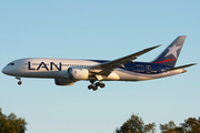 LAN Airlines Boeing 787-8 Dreamliner (CC-BBI) at  Los Angeles - International, United States