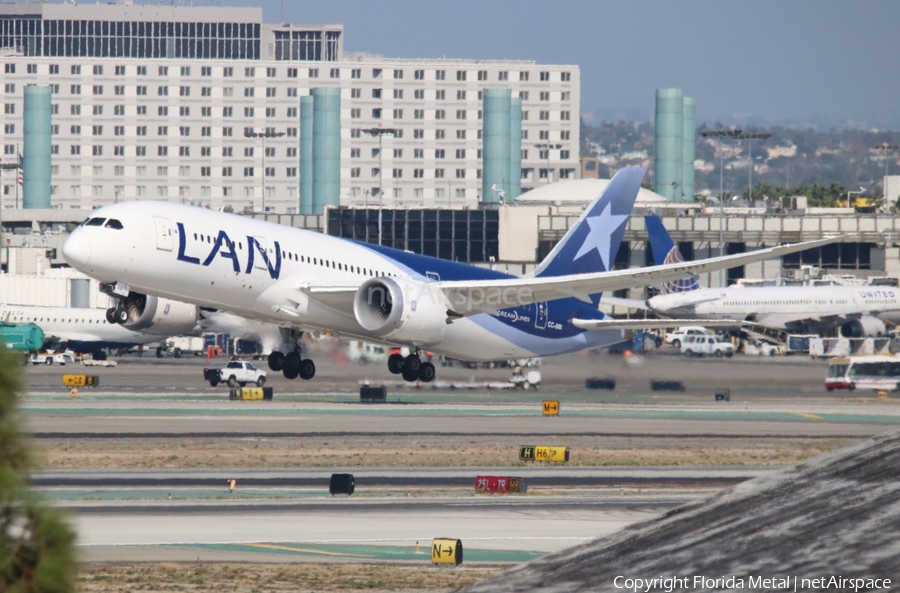 LAN Airlines Boeing 787-8 Dreamliner (CC-BBI) | Photo 555376