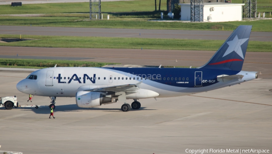 LAN Airlines Airbus A319-112 (CC-BCF) | Photo 555381