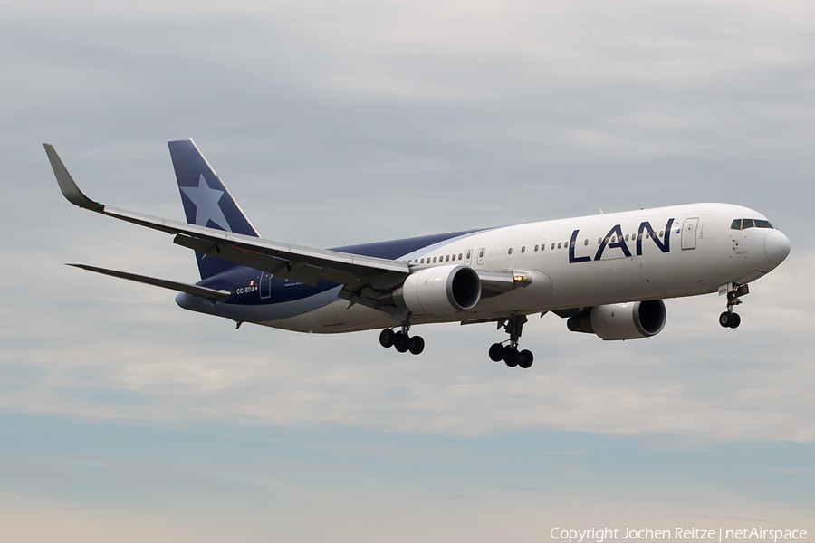LAN Airlines Boeing 767-316(ER) (CC-BDA) | Photo 100932