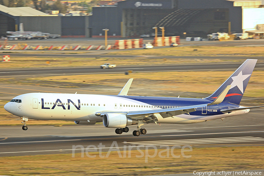 LAN Airlines Boeing 767-316(ER) (CC-BDB) | Photo 285660