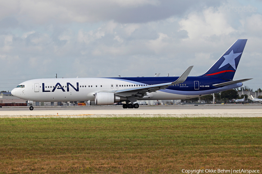 LAN Airlines Boeing 767-316(ER) (CC-BDB) | Photo 36612