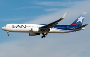 LAN Airlines Boeing 767-316(ER) (CC-BDC) at  Madrid - Barajas, Spain