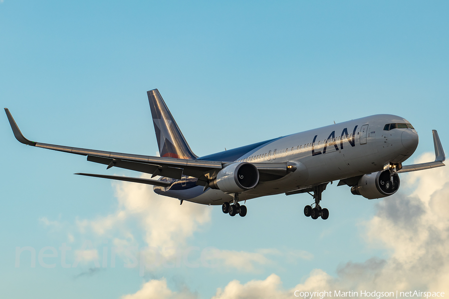 LAN Airlines Boeing 767-316(ER) (CC-BDC) | Photo 295514