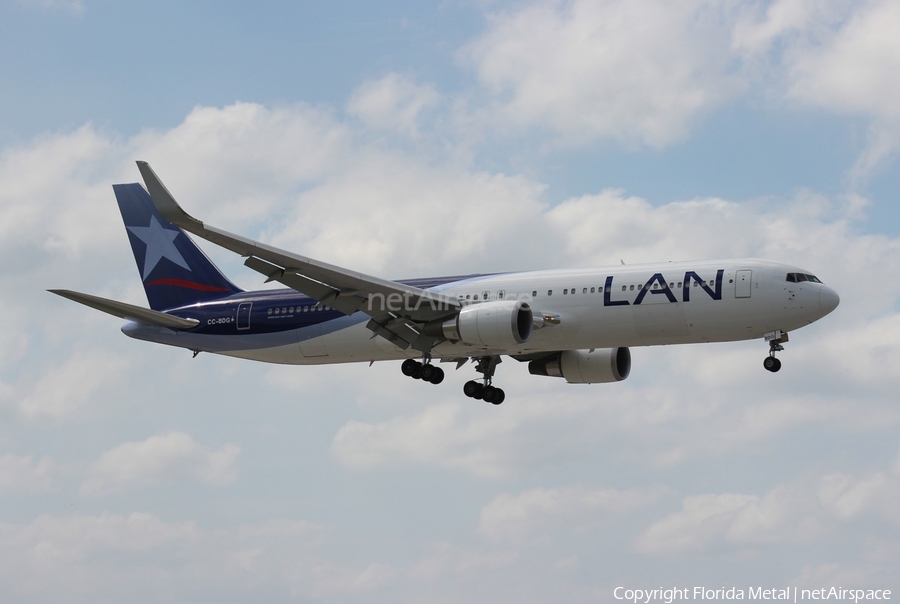 LAN Airlines Boeing 767-316(ER) (CC-BDG) | Photo 556066