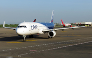 LATAM Airlines Chile Airbus A321-211 (CC-BEH) at  Cartagena - Rafael Nunez International, Colombia