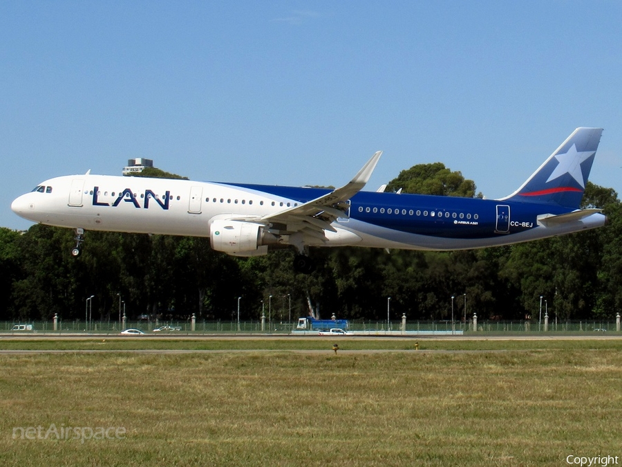 LAN Airlines Airbus A321-211 (CC-BEJ) | Photo 201569