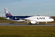 LAN Airlines Airbus A320-214 (CC-BFC) at  Hamburg - Finkenwerder, Germany