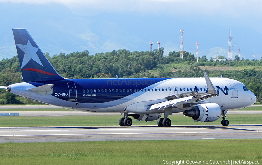 LAN Airlines Airbus A320-214 (CC-BFX) | Photo 339228